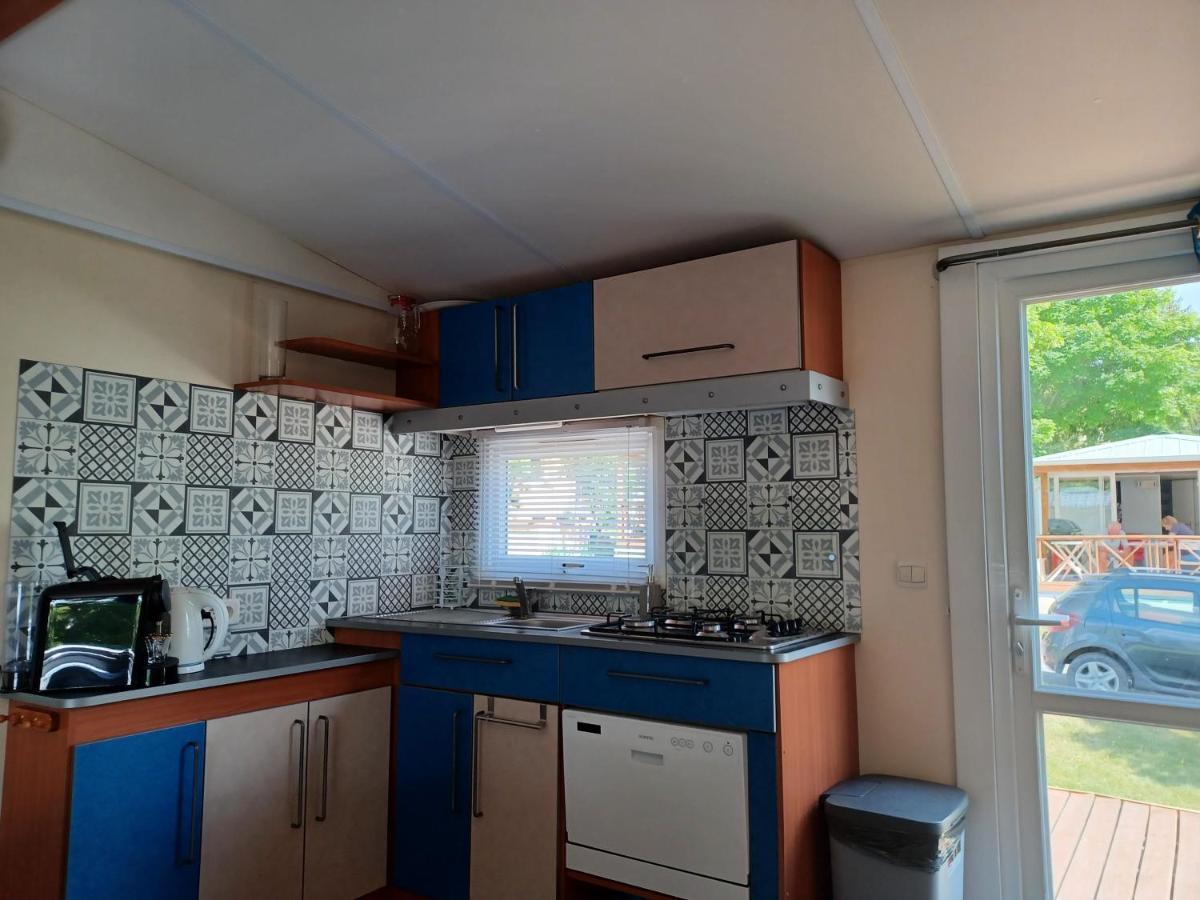 Flo'S Mobil-Home Saillagouse Eksteriør billede